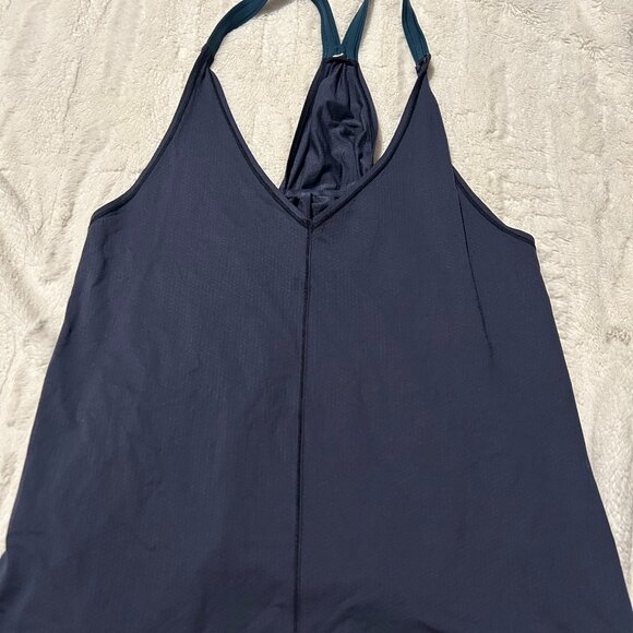 Lululemon Criss Cross Tank Size 8 - Picture 1 of 3